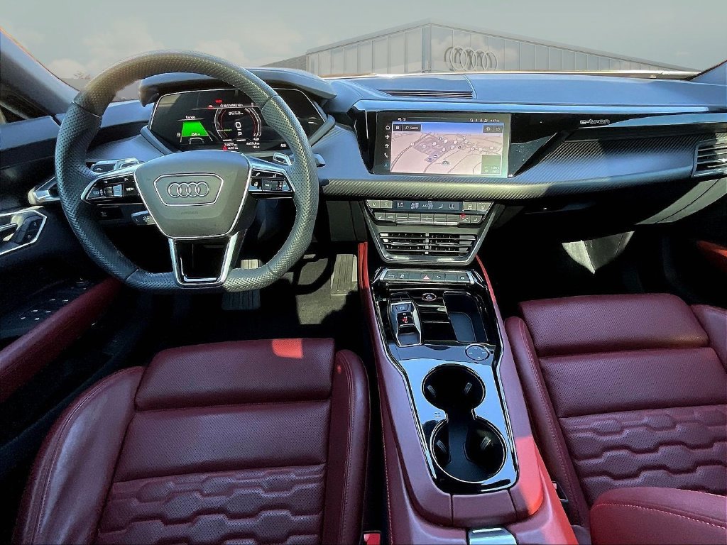Used 2024 Audi e-tron GT Premium Plus w/ Performance Package AWD/4WD image 9