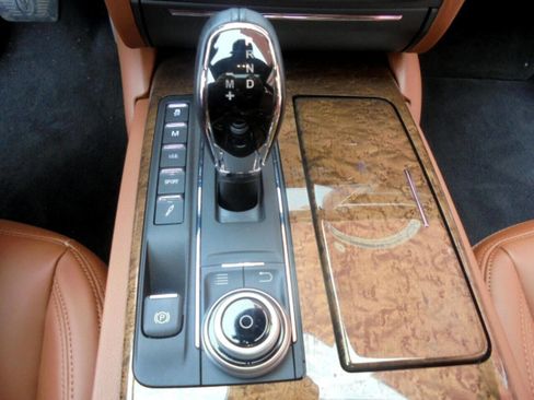 Used 2018 Maserati Quattroporte S GranLusso Q4 image 18