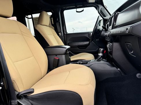 Used 2022 Jeep Wrangler Unlimited Sport AWD/4WD image 10