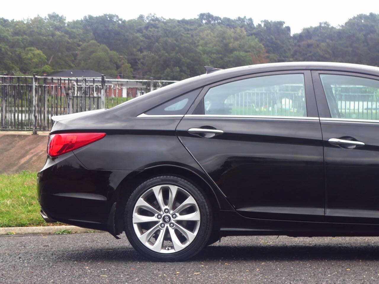 Used 2013 Hyundai Sonata SE FWD image 31