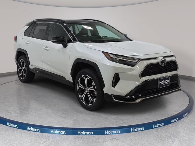 Certified 2025 Toyota RAV4 XSE w/ Weather Package AWD/4WD image 3
