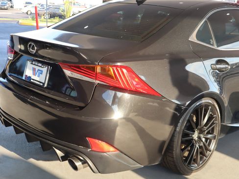 Used 2018 Lexus IS 300 w/ Accessory Package 2 image 8