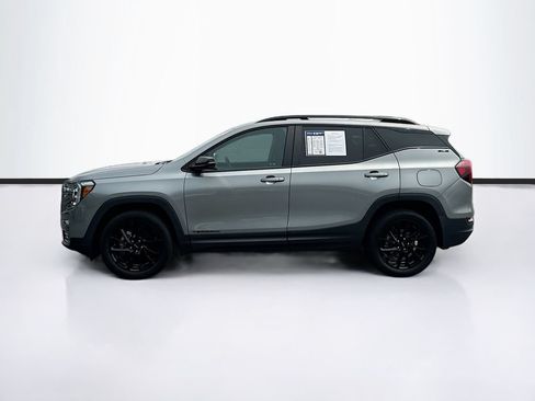Used 2023 GMC Terrain SLE w/ Driver Convenience Package AWD/4WD image 4