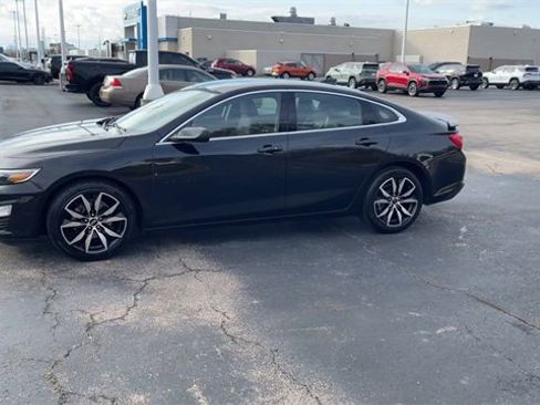 Certified 2023 Chevrolet Malibu RS w/ LPO, Floor Liner Package image 4