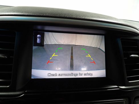 Used 2020 Nissan Pathfinder S FWD image 20