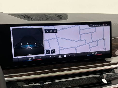 Certified 2026 BMW X7 xDrive40i w/ Premium Package image 20