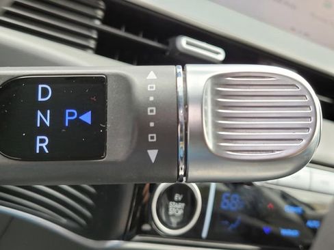 Certified 2024 Hyundai Ioniq 5 SEL RWD image 19
