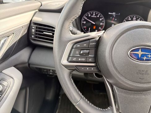Used 2025 Subaru Outback Premium image 29