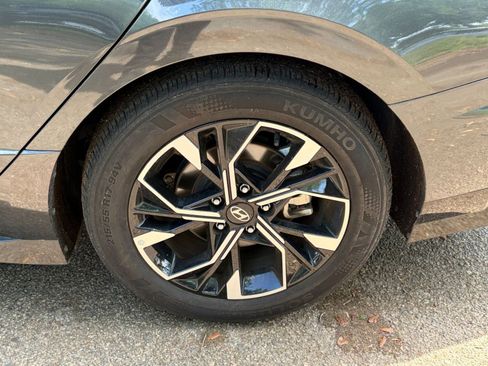 Used 2025 Hyundai Sonata SEL image 25