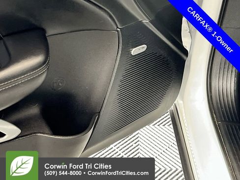 Used 2022 Dodge Challenger GT w/ Plus Package image 12