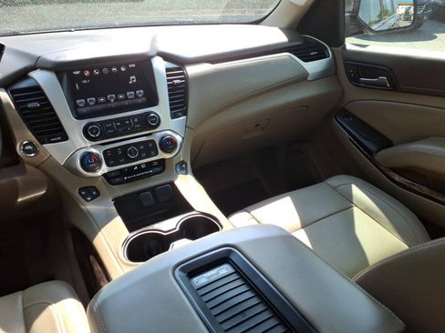 Used 2016 GMC Yukon SLT w/ Open Road Package AWD/4WD image 14