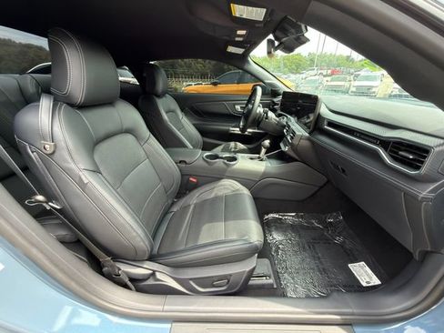 Used 2026 Ford Mustang GT Premium RWD image 10