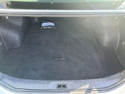Used 2025 Nissan Altima 2.5 SV image 22