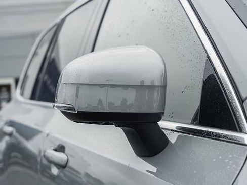 New 2026 Volvo XC90 B6 Plus w/ Protection Package Premier image 14