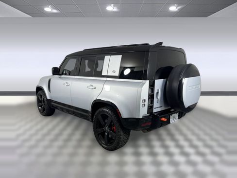 Used 2024 Land Rover Defender 110 X AWD/4WD image 3
