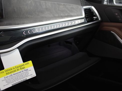 New 2026 BMW X7 xDrive40i image 28