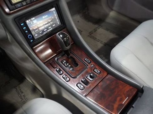 Used 2002 Mercedes-Benz CLK 320 Cabriolet w/ K4 Opt Pkg image 22