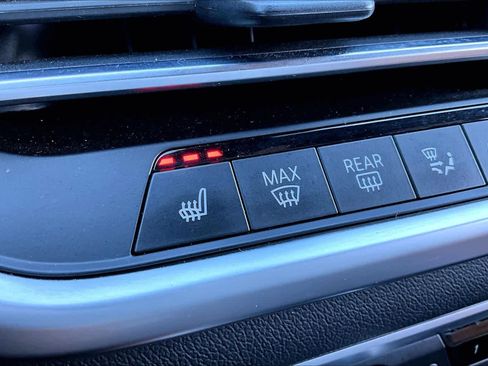 Certified 2023 BMW X6 xDrive40i w/ Premium Package image 34