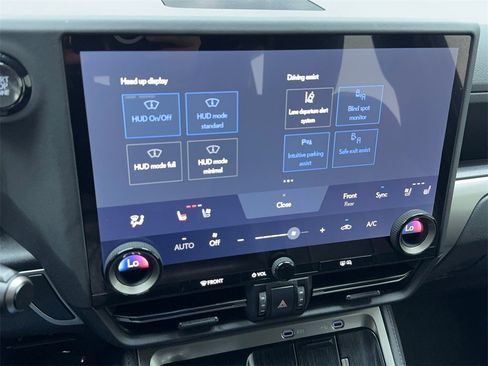 Used 2025 Lexus GX 550 w/ Accessory Package (2T) image 25