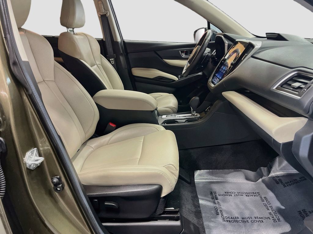Used 2024 Subaru Ascent Limited w/ Technology Package AWD/4WD image 31