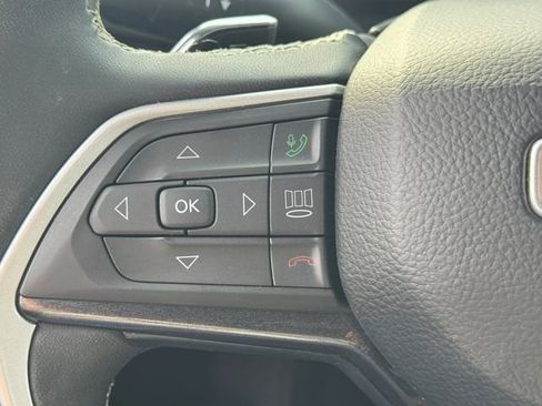 Certified 2023 Jeep Grand Cherokee L Laredo AWD/4WD image 23