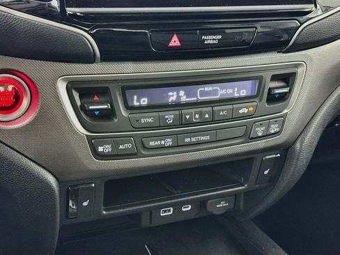 Certified 2024 Honda Ridgeline RTL image 15