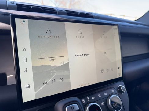 New 2026 Land Rover Defender 110 X-Dynamic SE image 12