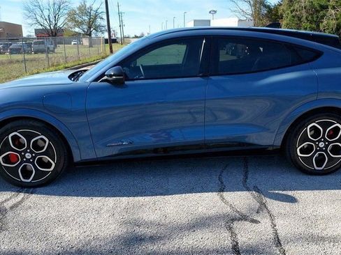 Used 2023 Ford Mustang Mach-E GT image 6