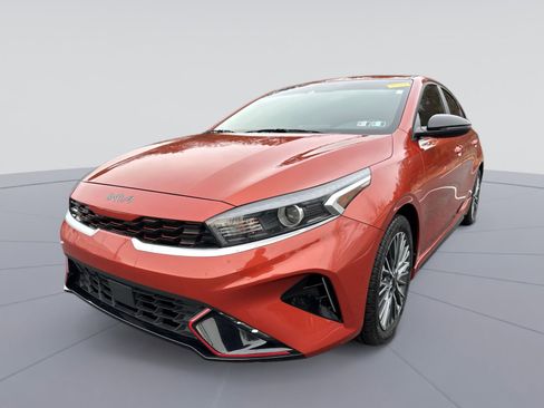 Used 2023 Kia Forte GT-Line w/ GT-Line Premium Package image 5