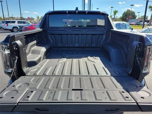 New 2026 GMC Hummer EV 4x4 Crew Cab image 8