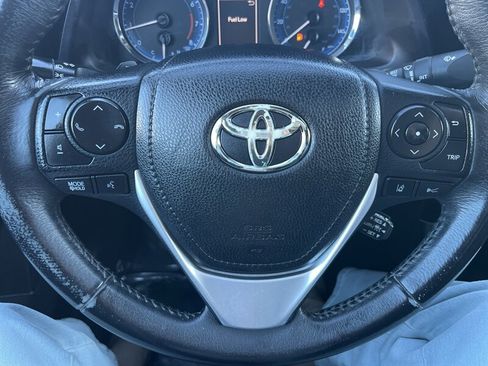 Used 2017 Toyota Corolla SE w/ SE Premium Package image 46