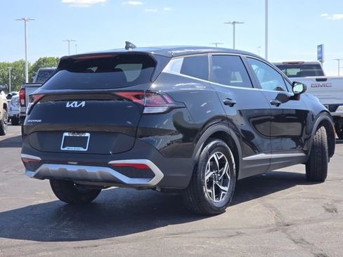 Used 2023 Kia Sportage LX FWD image 16