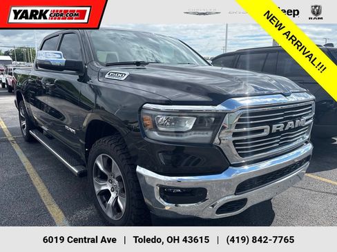 Used 2023 RAM 1500 Laramie AWD/4WD image 1