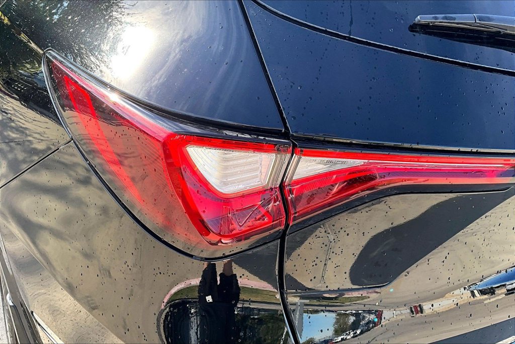 Used 2024 Acura MDX w/ Technology Package FWD image 36