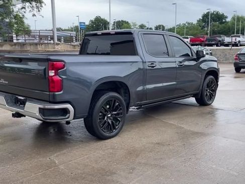 Used 2021 Chevrolet Silverado 1500 LT AWD/4WD image 8