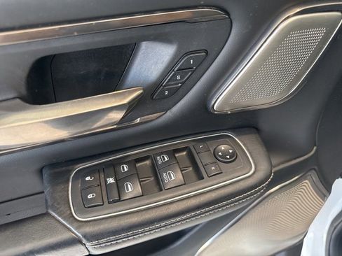 Used 2020 RAM 1500 Limited image 11