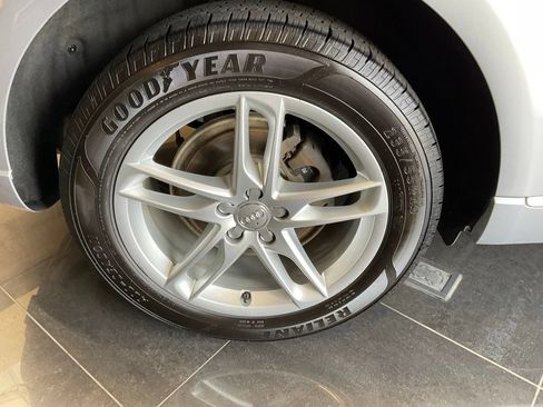 Used 2015 Audi Q5 2.0T Premium Plus w/ Technology Package AWD/4WD image 7