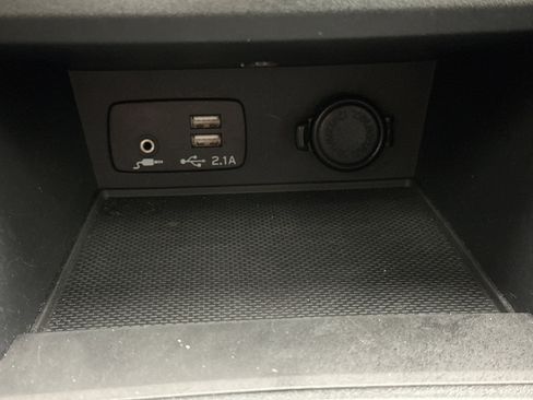 Used 2023 Subaru Crosstrek 2.5i Limited image 17