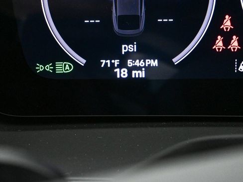 New 2025 Porsche Panamera 4 image 12