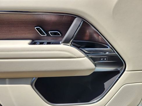 New 2026 Land Rover Range Rover SE AWD/4WD image 16