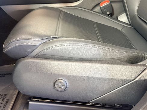Certified 2026 Mercedes-Benz GLC 300 4MATIC image 18