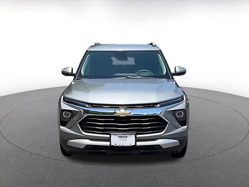 Used 2025 Chevrolet TrailBlazer LT FWD image 4
