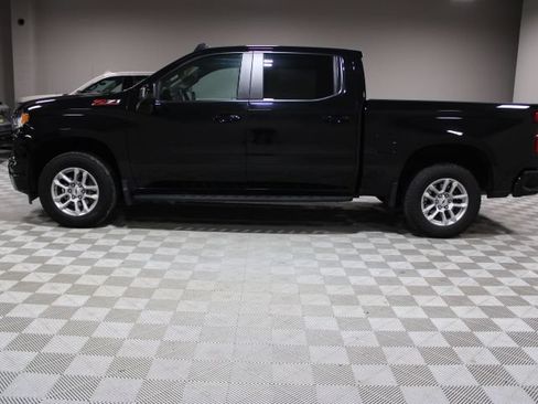 Used 2024 Chevrolet Silverado 1500 RST AWD/4WD image 7