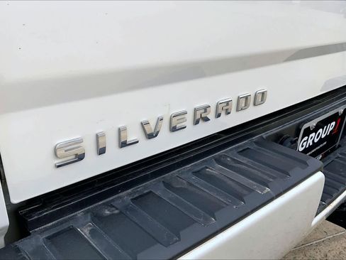 Used 2018 Chevrolet Silverado 1500 LT w/ Texas Edition image 31