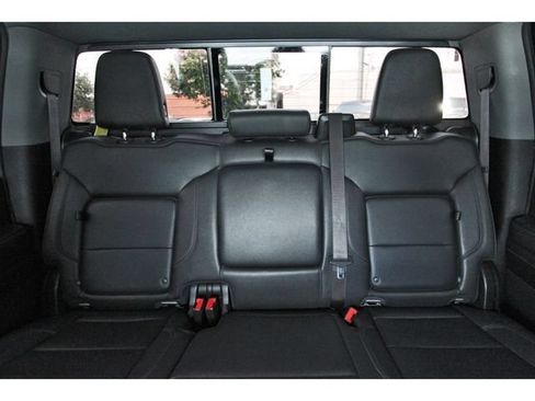 Used 2024 GMC Sierra 2500 SLT w/ Texas SLT Premium Package AWD/4WD image 12