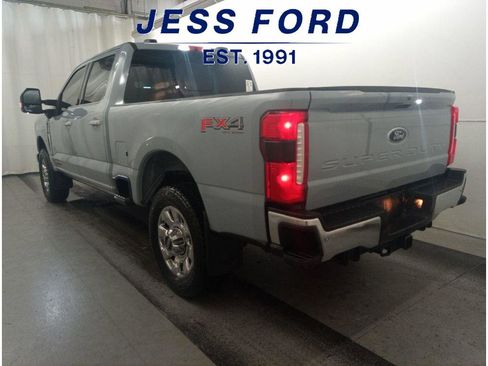 Used 2025 Ford F350 Lariat w/ Lariat Ultimate Package image 2