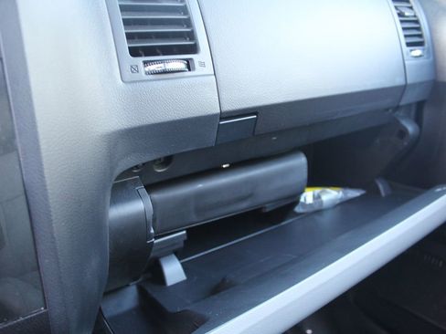 Used 2014 Toyota Sequoia Platinum AWD/4WD image 38