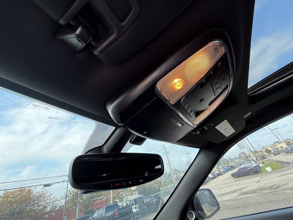 Used 2020 Dodge Durango R/T w/ Blacktop Package AWD/4WD image 24