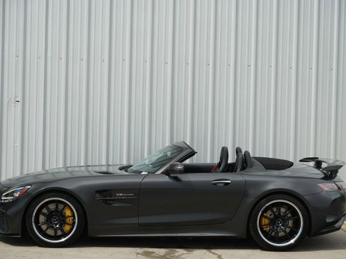 Used 2020 Mercedes-Benz AMG GT R image 55
