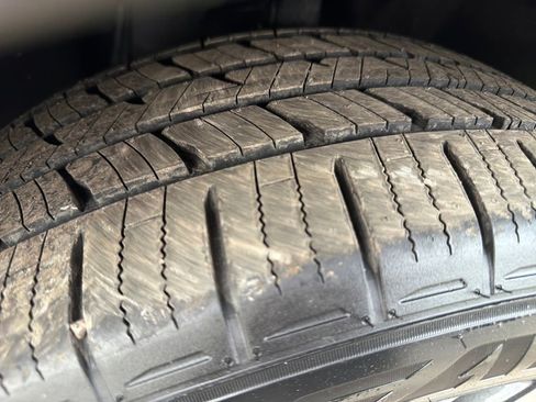 Used 2023 Lincoln Aviator Reserve AWD/4WD image 32